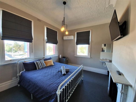 The Royal Hotel - Accommodation Perth 3