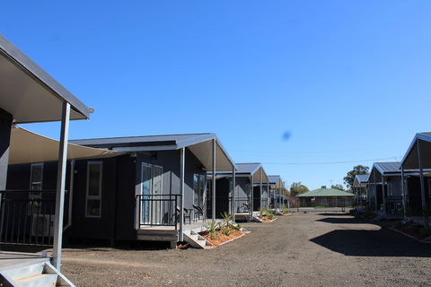 Sunshine Gardens Bourke Resort - Accommodation Perth 0