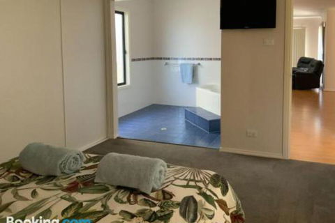 Endeavour 6 - Accommodation Perth 3