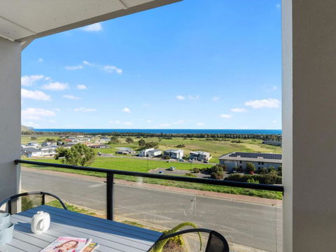 Tickys Dream 18 Turnberry Drive - Accommodation Perth 3