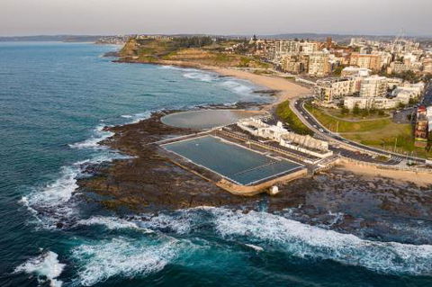 The Edge Luxurious Waterfront Apartment - Accommodation Perth 2