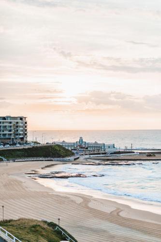 The Edge Luxurious Waterfront Apartment - Accommodation Perth 1