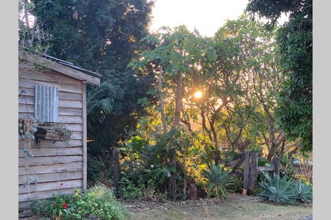 Stunning Queenslander - Accommodation Perth 2