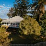 Stunning Queenslander - Accommodation Perth 0