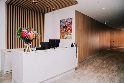 Tom's Court Hotel - Accommodation Perth 3