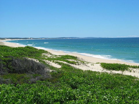 One Street From Main Beach - Perth Resorts 2