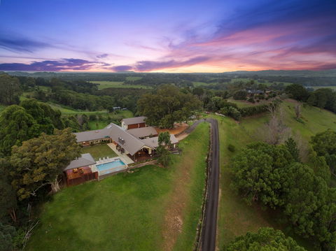 A PERFECT STAY Serene Myocum - Perth Resorts 1