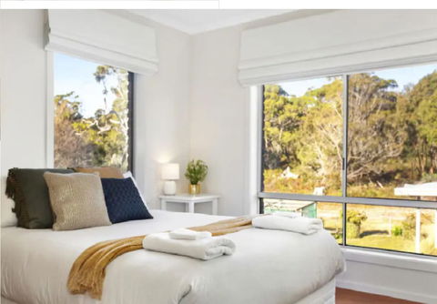 Seaside Serenity 1 - Perth Resorts 2