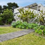 East Coast - Accommodation Perth 0