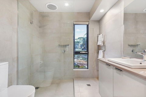 Black Out - Accommodation Perth 2