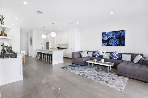 GC Private Homes - Waterfront Villas - Accommodation Perth 5