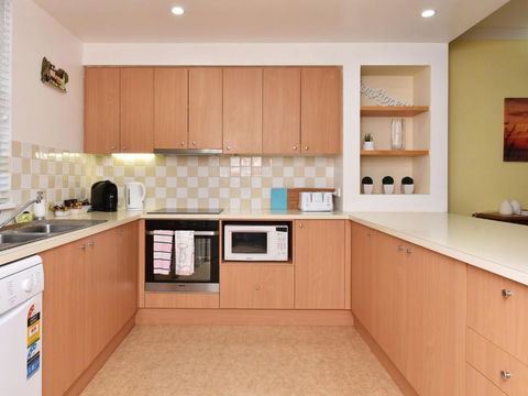 Villa Joie De Vie Located Within Cypress Lakes - Accommodation Perth 6