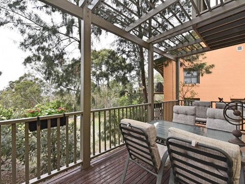 Villa Joie De Vie Located Within Cypress Lakes - Accommodation Perth 1
