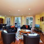 Villa Joie De Vie Located Within Cypress Lakes - Accommodation Perth 0