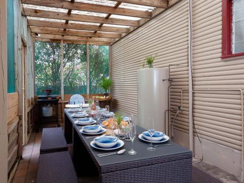 Daves Place 27 Rigney St. Holiday House With WIFI Aircon & Boat Parking - Perth Resorts 1