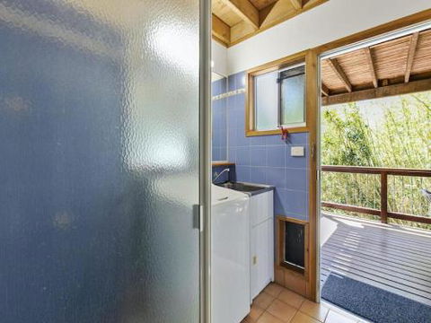 Jonnies 134 Tramican Street - Accommodation Perth 4