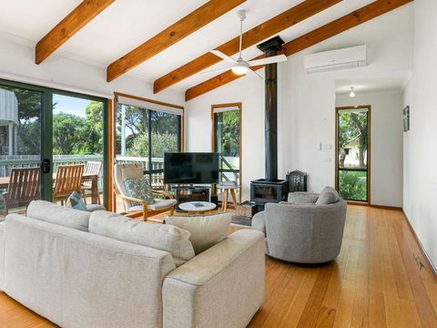 Surf Restn Bay - Perth Resorts 2