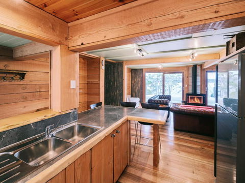 The Pier House - Accommodation Perth 4