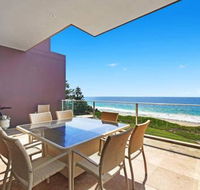 Beach  Ocean Front Penthouse with Wifi  Parking - Accommodation Perth