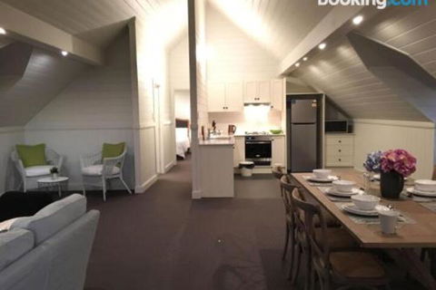 Travertines Wines Apartment - Accommodation Perth 1