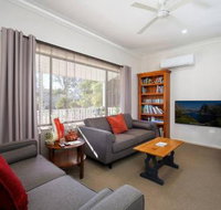 Comfortable Queen sized room near Tuggerah Lake - Accommodation Perth