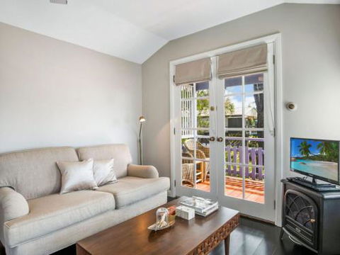 Cottage 1 Hyams Beach Seaside Cottages - Perth Resorts 3