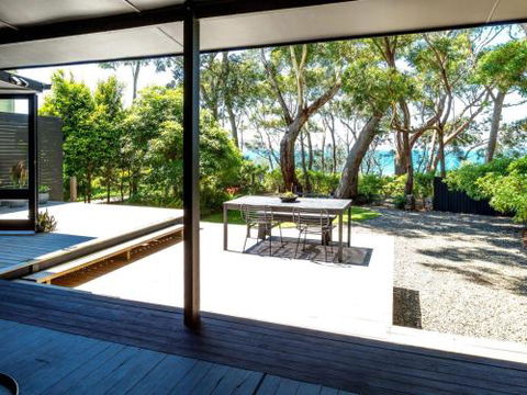 Black Shack On Hyams 4pm Check Out Sundays - Accommodation Perth 3