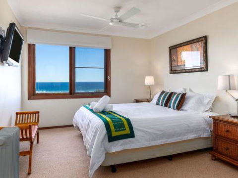 MYSTIC SANDS Gerroa 4pm Check Out Sundays - Accommodation Perth 3