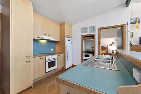130 Tramican Street (Fishtails) - Accommodation Perth 5