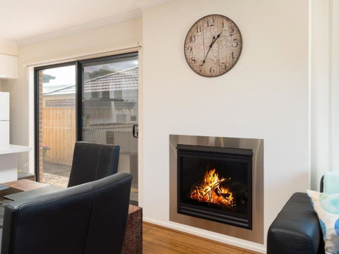 Cosy On Currawong - Accommodation Perth 4