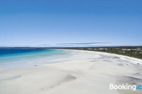 A One One Two At Island Beach - Accommodation Perth 0