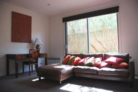 SURF Side SECRET INVERLOCH - Accommodation Perth 1