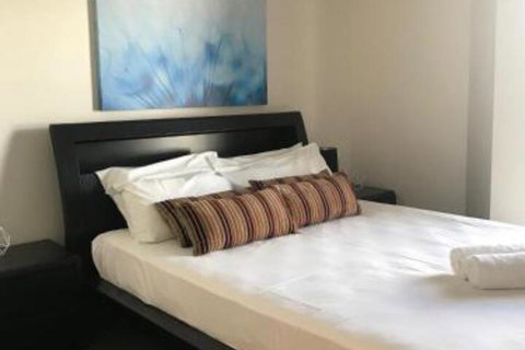 Townsville Strand Lighthouse Apartment 3 - Accommodation Perth 6