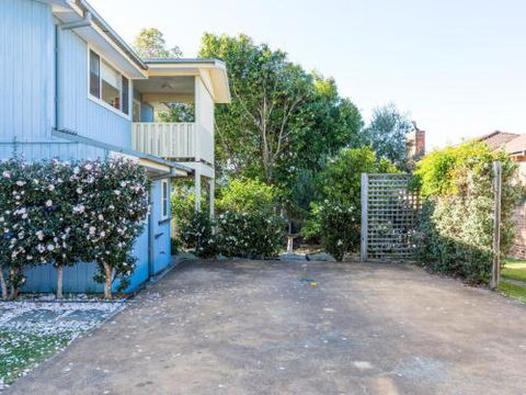 Hyams Seaside Apartment 4pm Check Out Sundays - Accommodation Perth 2