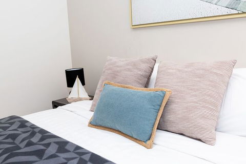 Enjoy Penthouse Living In The CBD - Accommodation Perth 1
