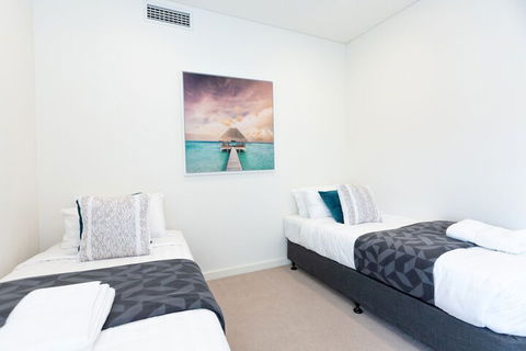 Enjoy Penthouse Living In The CBD - Accommodation Perth 2