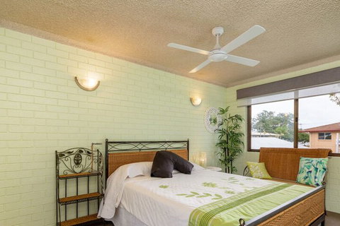 Air Conditioned Unit Stones Throw To The Waterfront - Accommodation Perth 5