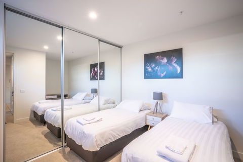 Poplar Apartments - Perth Resorts 1
