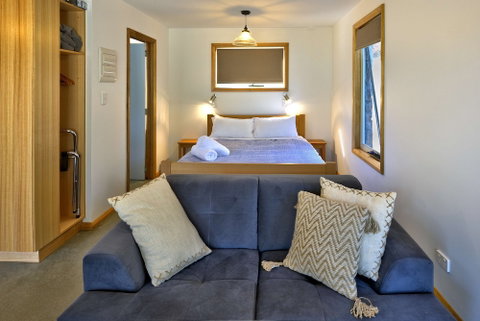 Freycinet Stone Studio 8 - Accommodation Perth 2