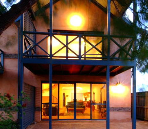 Beach Casa - Accommodation Perth 1