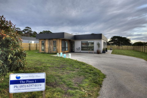 The Pines 1 - Accommodation Perth 0