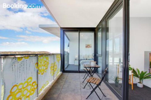 Cozy Homely Apartment CBR Central - Accommodation Perth 2