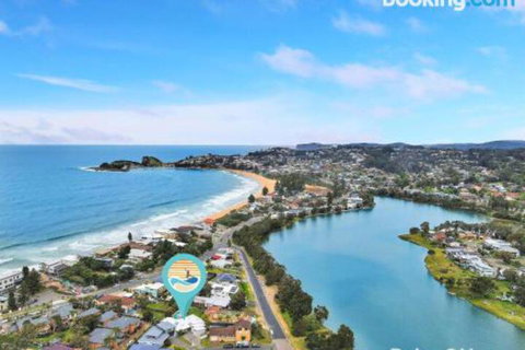 Modern Family Retreat 12 Minell Close - Accommodation Perth 3