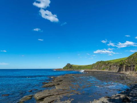 COASTLINE Boat Harbour Gerringong 4pm Check Out Sundays - Perth Resorts 4