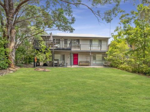 Kookaburra House At Vincentia 4pm Check Out Sundays - Accommodation Perth 4