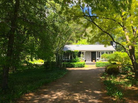 Mirriyindi Unique Berrima Escape For 9 In The Southern Highlands 4pm Check Out Sundays - Perth Resorts 0