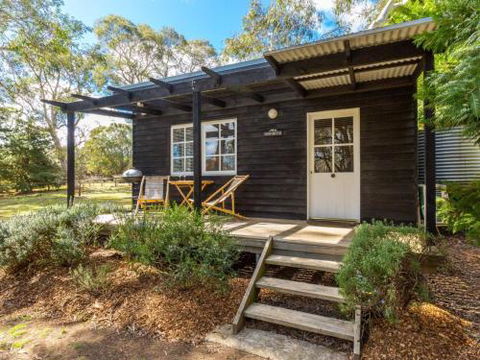 Mirriyindi Unique Berrima Escape For 9 In The Southern Highlands 4pm Check Out Sundays - Perth Resorts 1