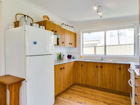 Propeller Lime Couples Only 4pm Check Out Sundays - Accommodation Perth 3