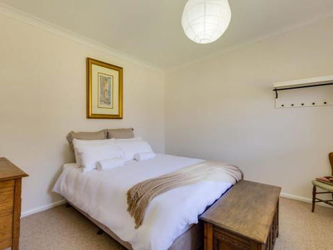 Propeller Lime Couples Only 4pm Check Out Sundays - Accommodation Perth 2