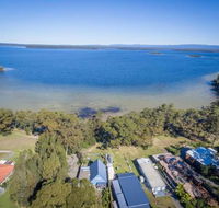 SORRENTO LAKESIDE Sanctuary Point 4pm check out Sundays - Accommodation Perth